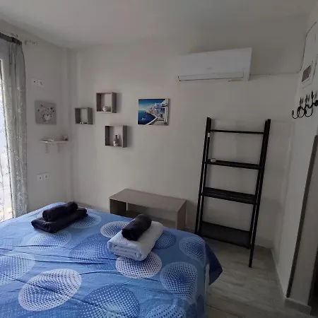 Apartment Olivia - Afrodite's Near The Sea *